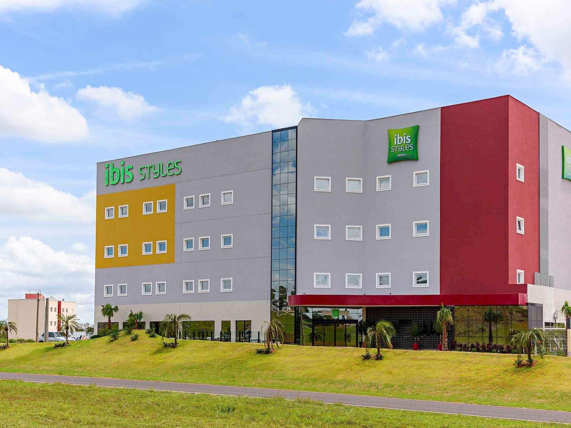 Ibis Styles Birigui Hotel Buitenkant foto